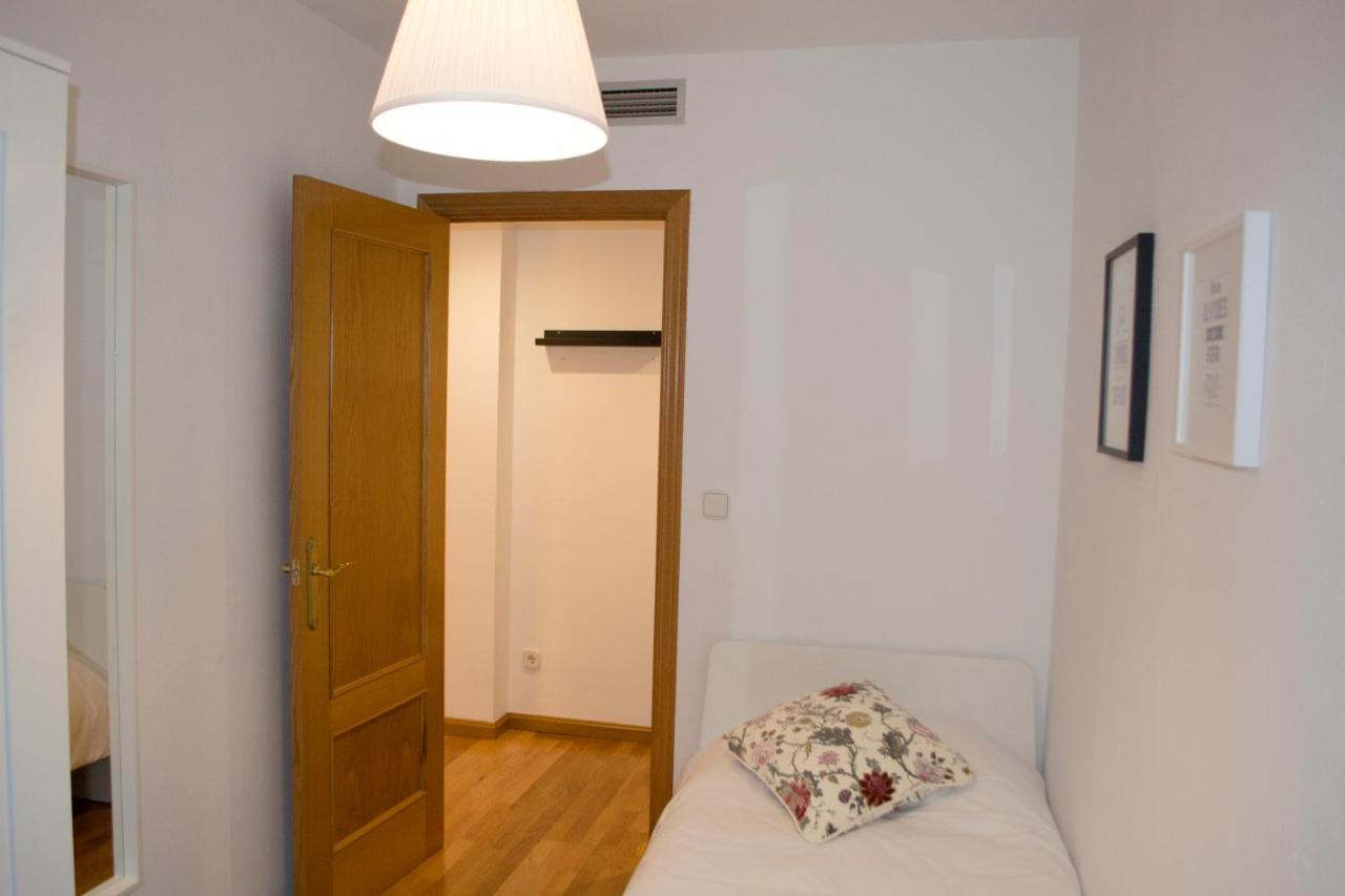 Ferienwohnung Apartamenticos Torrenueva I Saragossa Exterior foto